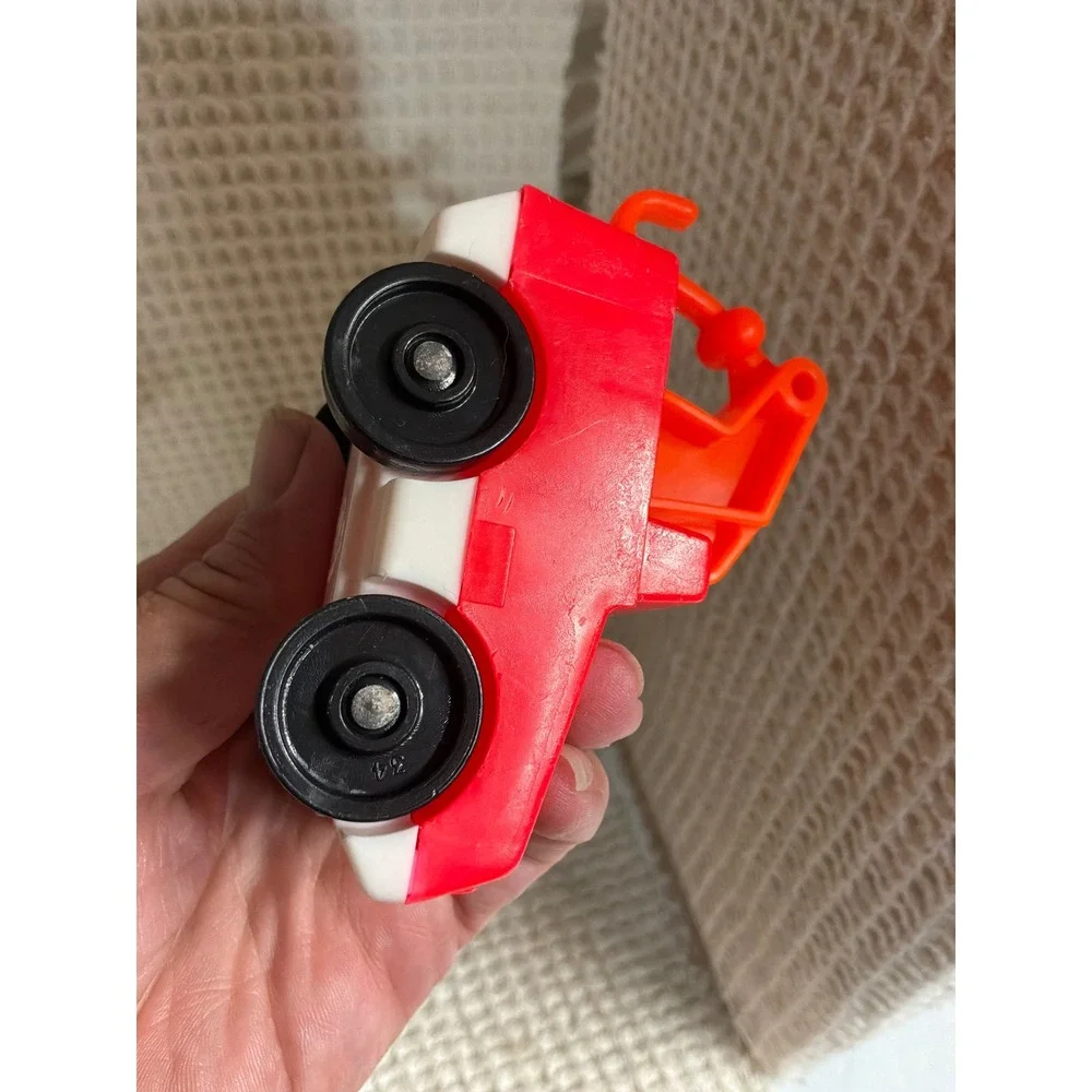 Vintage‎ Kids Fisher Price Tow Truck Toy Small Red White